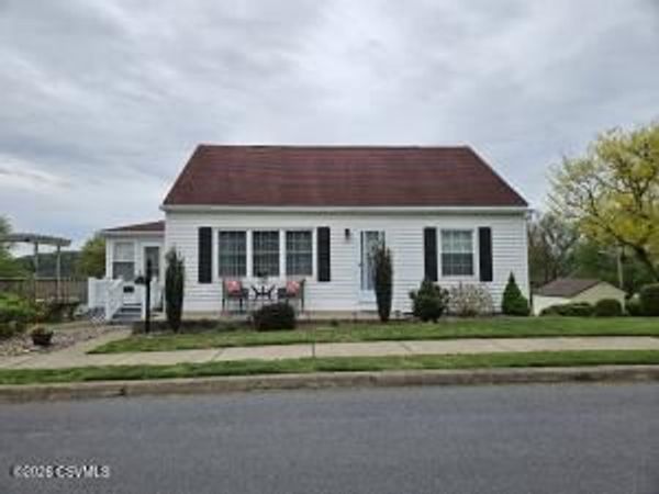 685 PRINCE Street, Northumberland, PA 17857