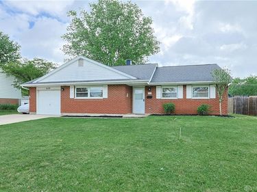 620 Bennert Drive, Vandalia, OH 45377