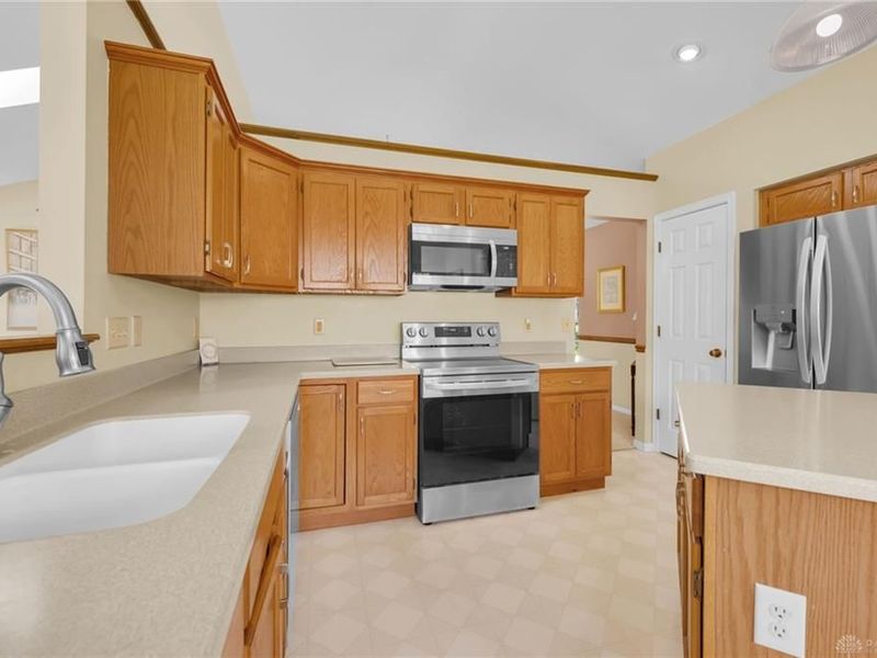8288 White Hill Lane, West Chester, OH 45069 Photo 14