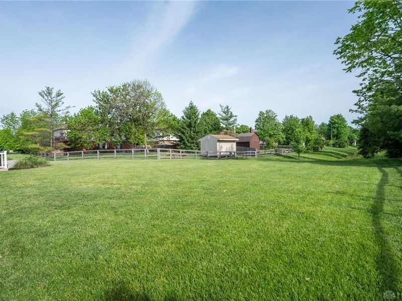 8288 White Hill Lane, West Chester, OH 45069 Photo 29