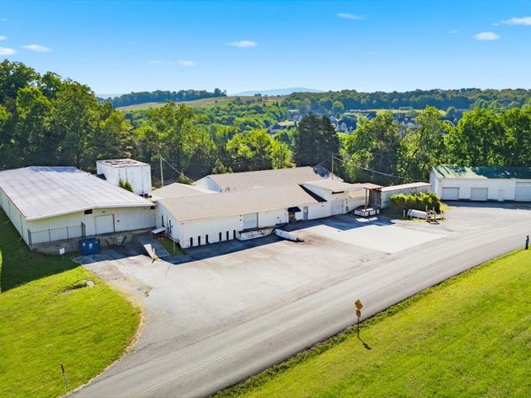 2154 Old Charleston Road NE, Cleveland, TN 37312