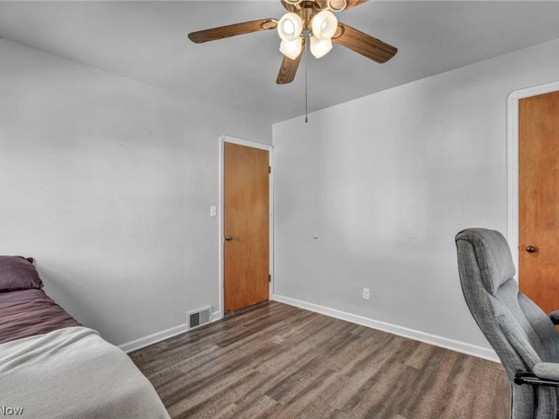 6133 W 54th Street, Parma, OH 44129 Photo 19