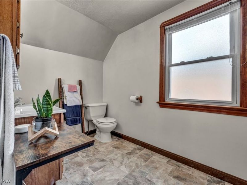 6133 W 54th Street, Parma, OH 44129 Photo 27