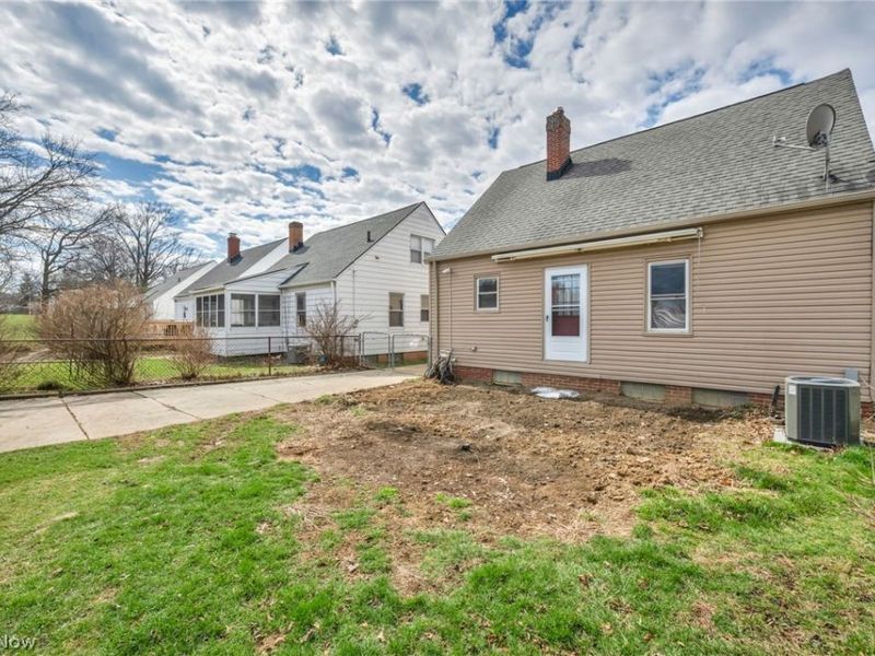 6133 W 54th Street, Parma, OH 44129 Photo 42