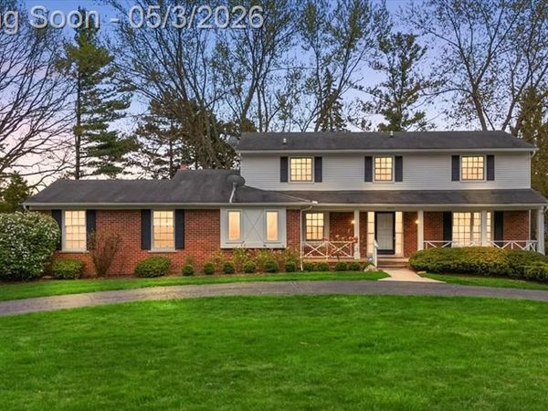 4821 School Bell Lane, Bloomfield Twp, MI 48301