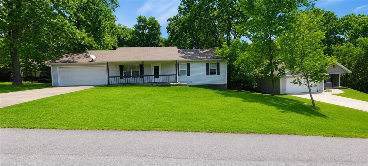 5 White Parish Lane Bella Vista, AR 72714