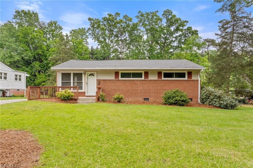 3012 Shamrock Drive, Greensboro, NC 27408 Main Photo