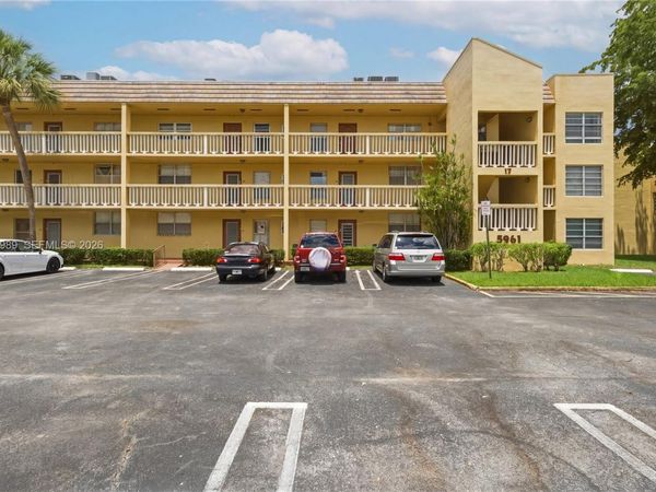5961 NW 61st Ave , Unit 111, Tamarac, FL 33319