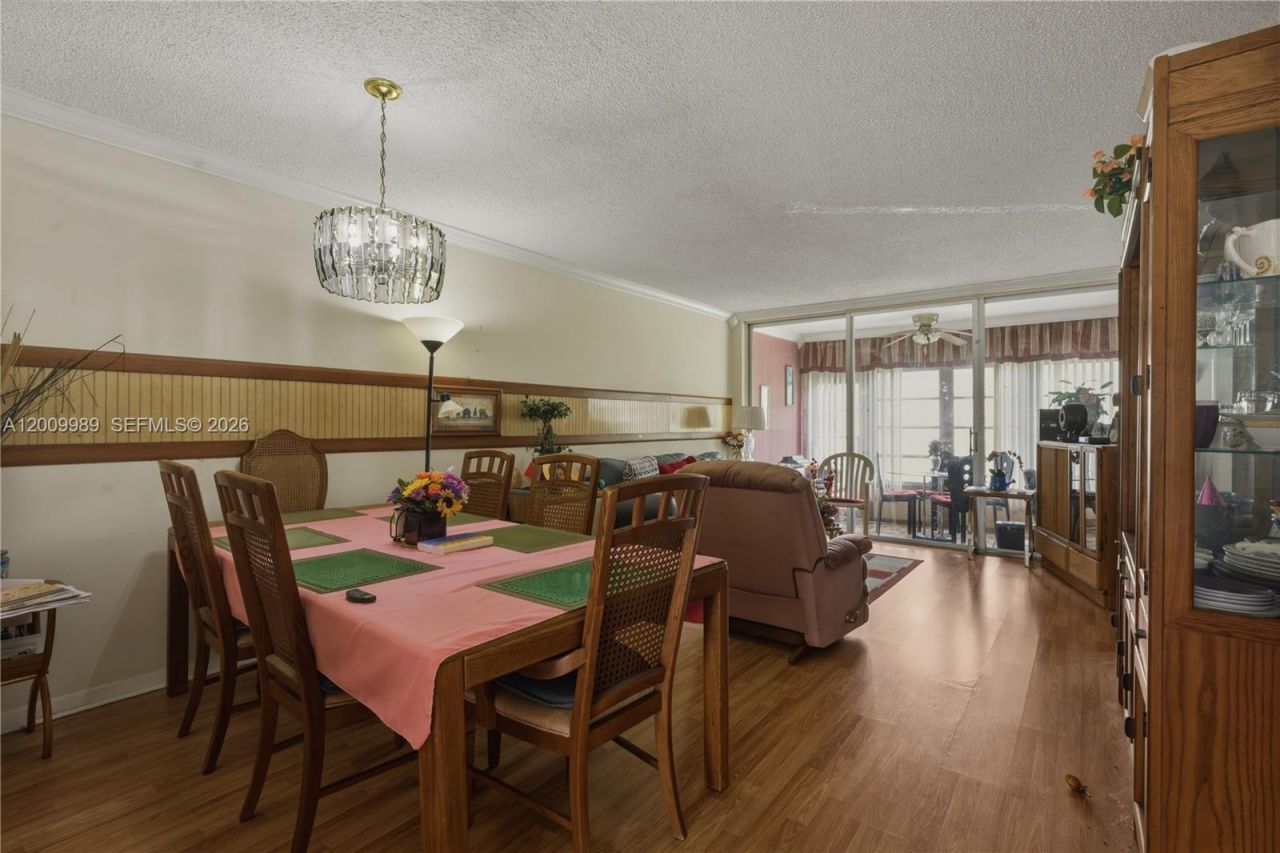 5961 NW 61st Ave , Unit 111, Tamarac, FL 33319 Photo