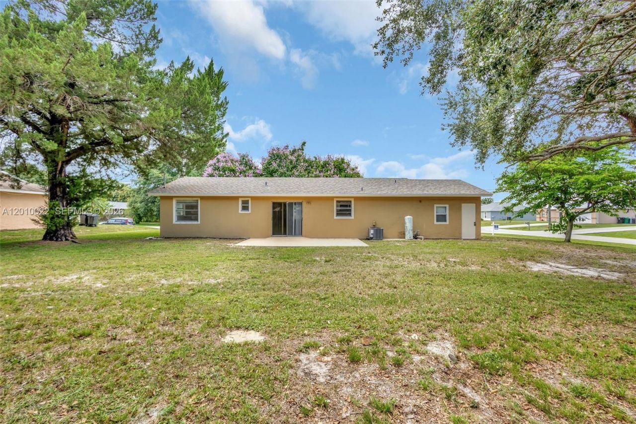 1101 SW Addie St, Port Saint Lucie, FL 34983 Photo