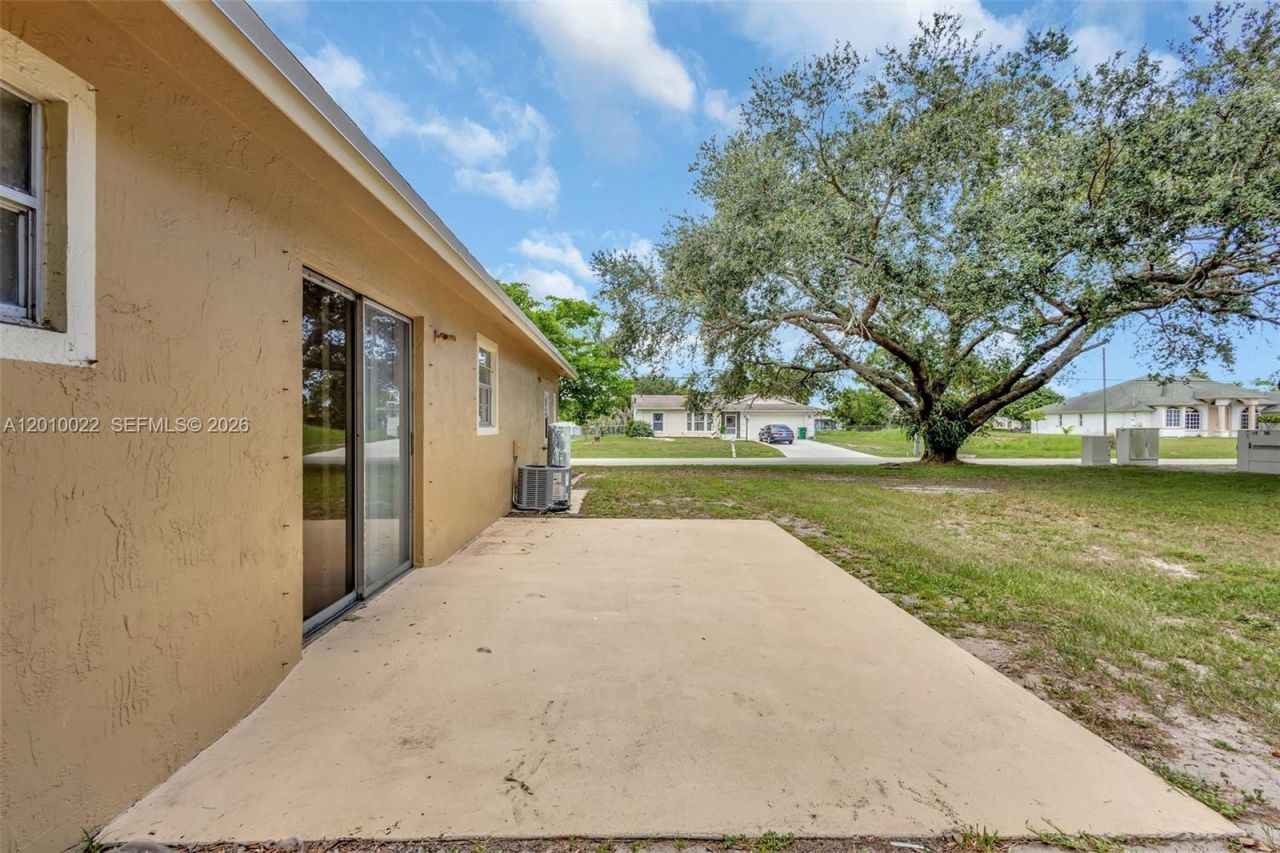 1101 SW Addie St, Port Saint Lucie, FL 34983 Photo