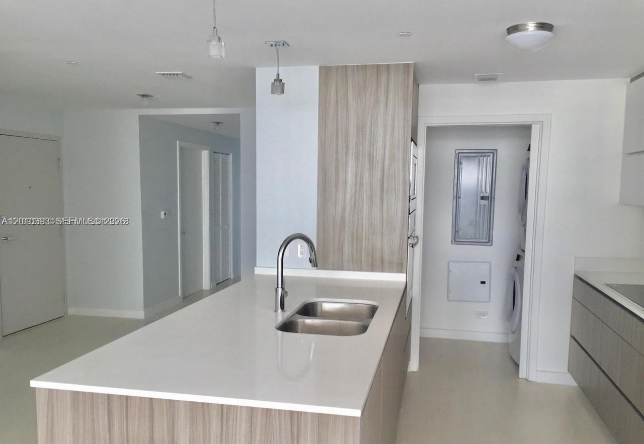 600 NE 27th St , Unit 2001, Miami, FL 33137 Photo