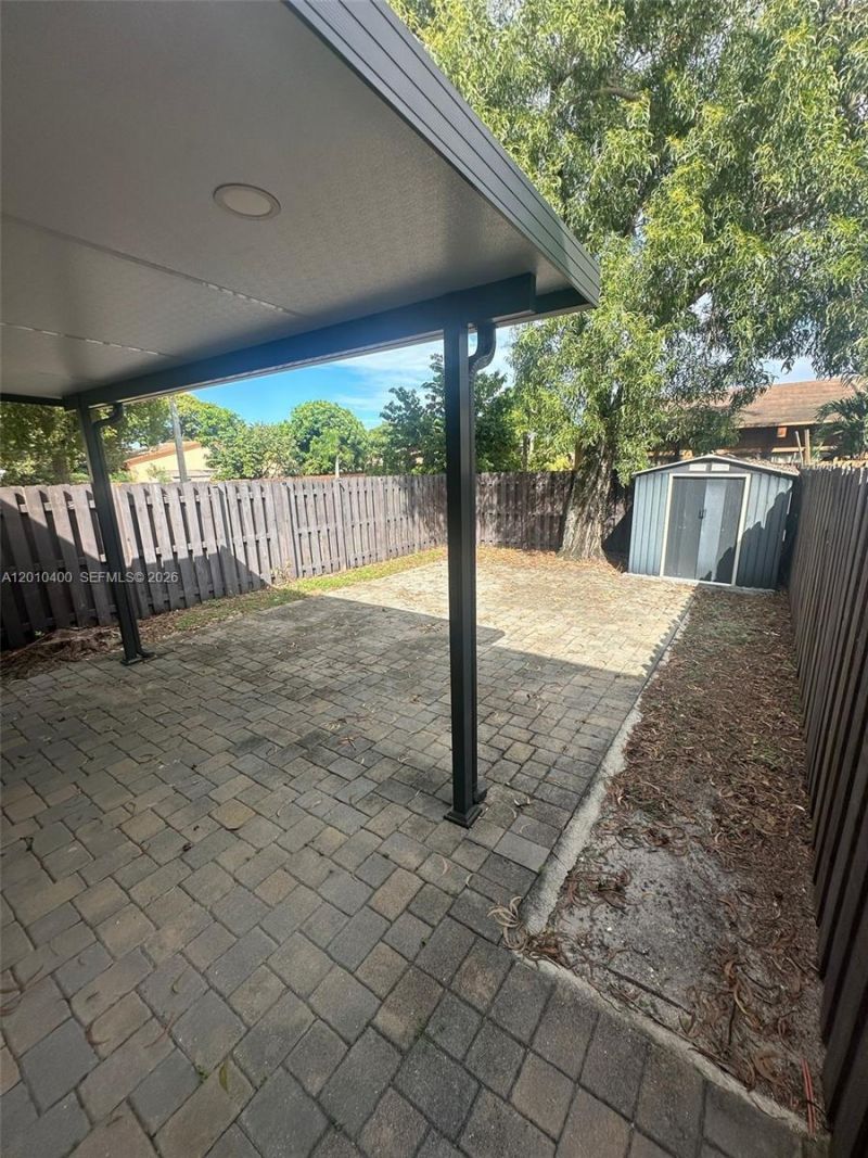 7506 NW 33rd St , Lauderhill, FL 33319 Photo