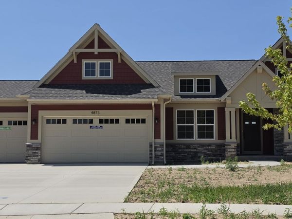 4873 Duttonvale Drive SE, Unit 7, Caledonia, MI 49316