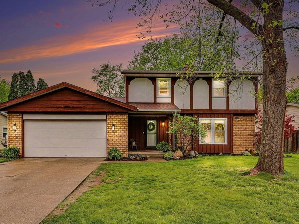 4261 Mohawk Avenue SW, Grandville, MI 49418