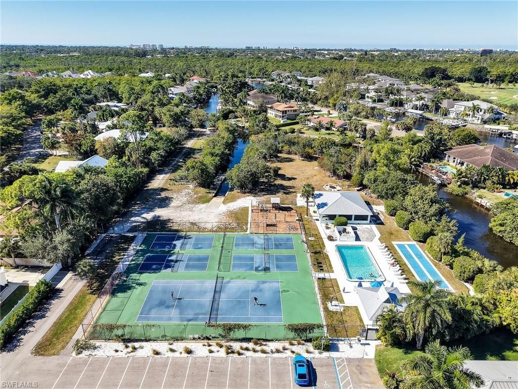 2474 Outrigger Ln , Naples, FL 34104 Photo