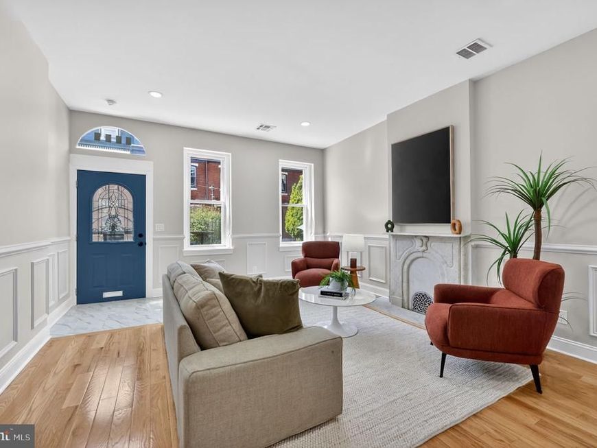 2303 Saint Albans Street, Philadelphia, PA 19146 Main Photo