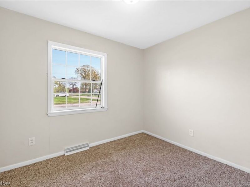 2456 Jackson Street, Lorain, OH 44052 Photo 14