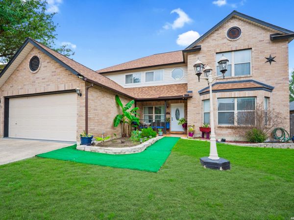 124 Springtree Grove, Cibolo, TX 78108
