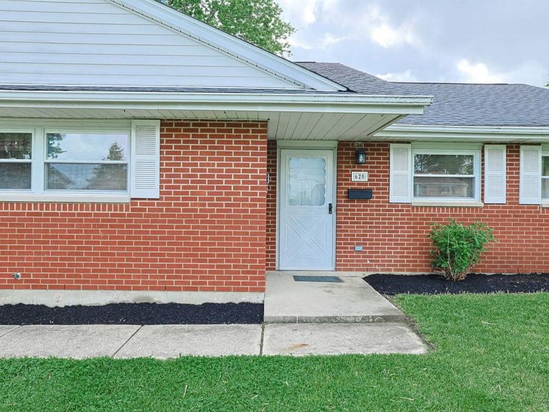 620 Bennert Drive, Vandalia, OH 45377 Photo 3