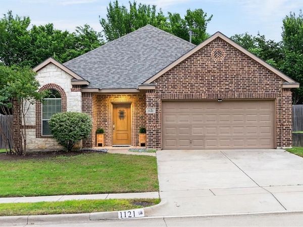 1121 Hidden Lake Drive, Burleson, TX 76028