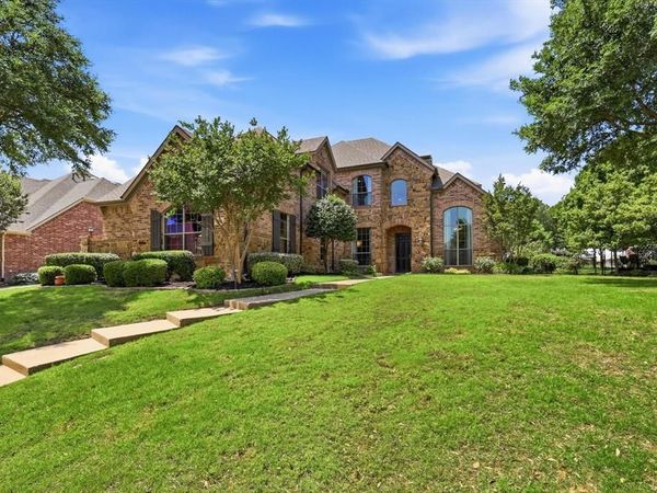8810 Crockett Drive, Argyle, TX 76226