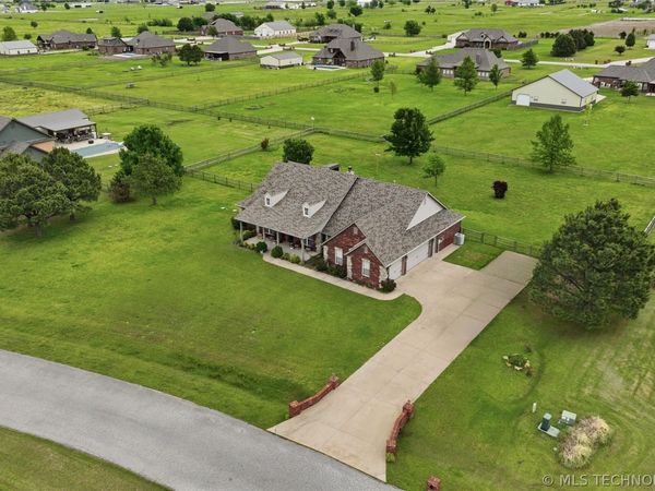 16835 S 11th West Avenue , Glenpool, OK 74033