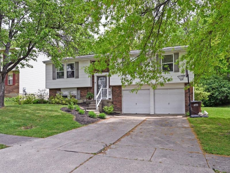 5360 Edger Drive, Cincinnati, OH 45239 Photo 2