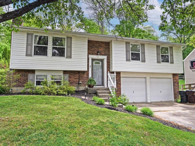 5360 Edger Drive, Cincinnati, OH 45239 Photo 3