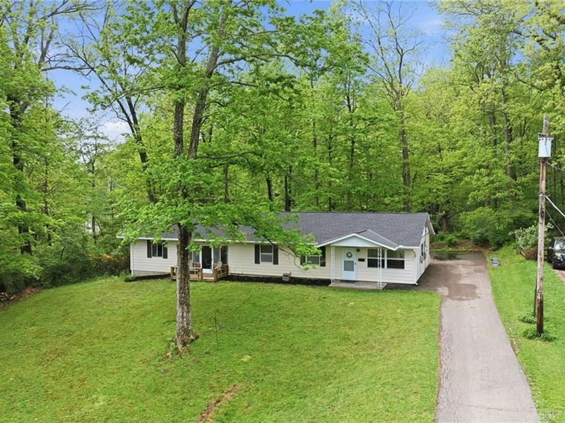 1433 Sunrise Drive, Loveland, OH 45140 Photo 2