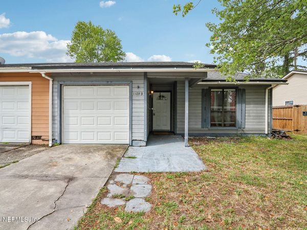 1328 BAY HILL Boulevard, Unit B, Orange Park, FL 32065