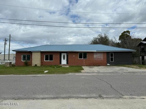 816 N East Avenue , Panama City, FL 32401