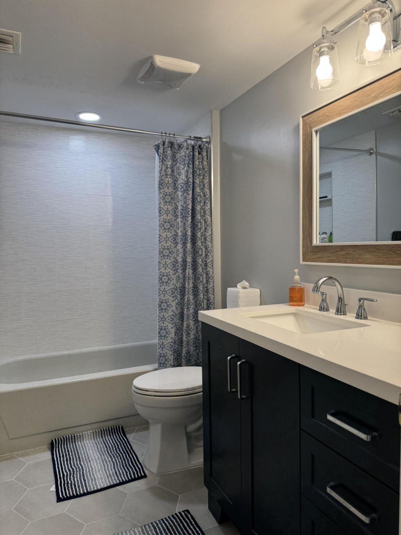 401 Ocean Bluffs Boulevard, Unit 303, Jupiter, FL 33477 Photo