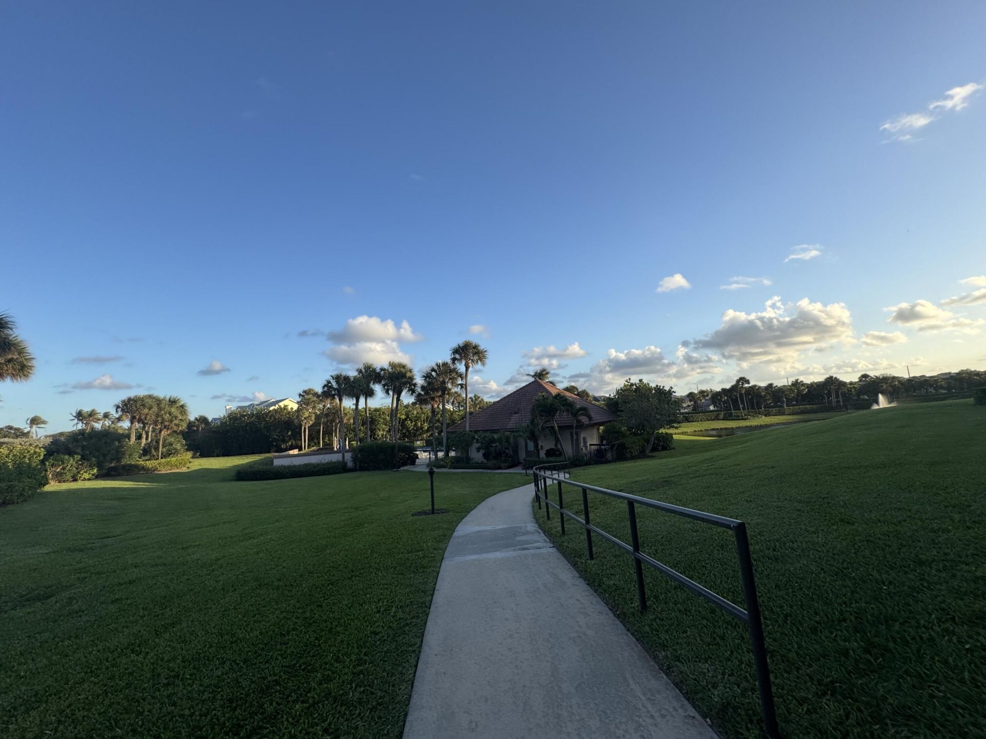 401 Ocean Bluffs Boulevard, Unit 303, Jupiter, FL 33477 Photo