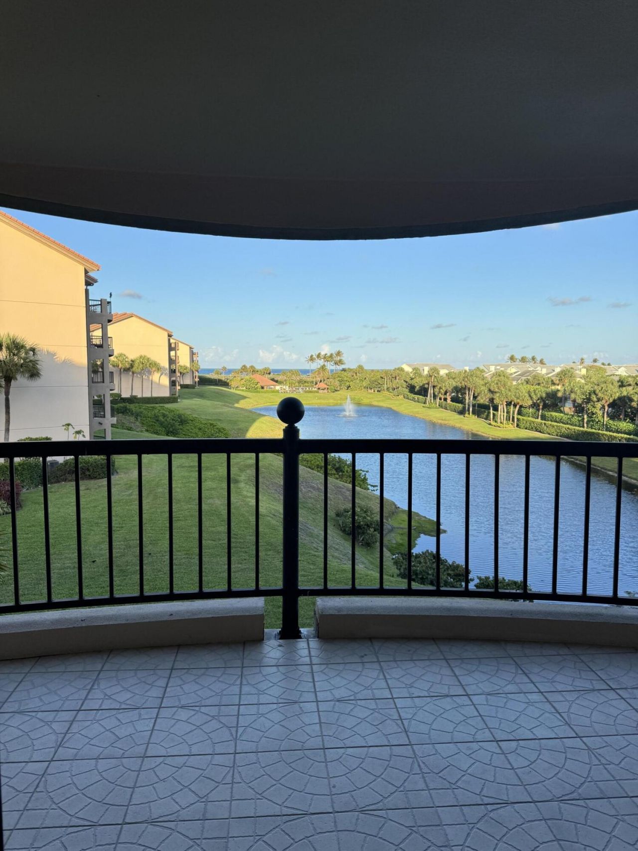 401 Ocean Bluffs Boulevard, Unit 303, Jupiter, FL 33477 Photo
