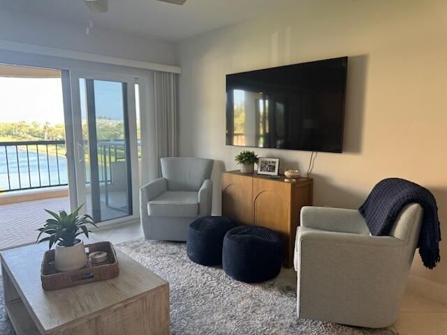 401 Ocean Bluffs Boulevard, Unit 303, Jupiter, FL 33477 Photo