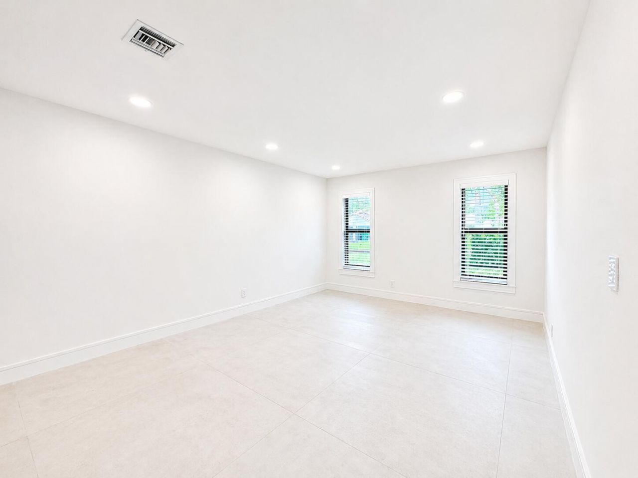 4823 NW 91st Way, Coral Springs, FL 33067 Photo