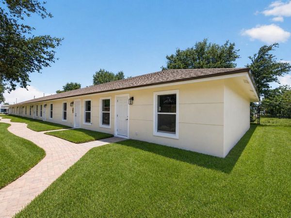 3255 Avenue J, Riviera Beach, FL 33404