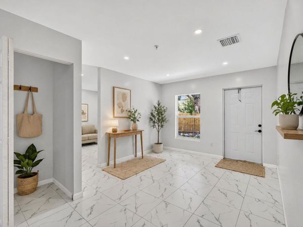 3255 Avenue J, West Palm Beach, FL 33404