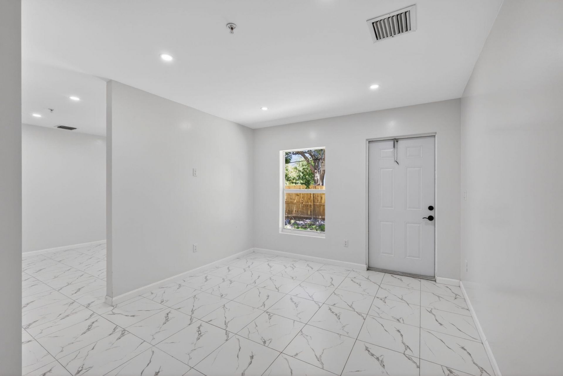 3255 Avenue J, Riviera Beach, FL 33404 Photo
