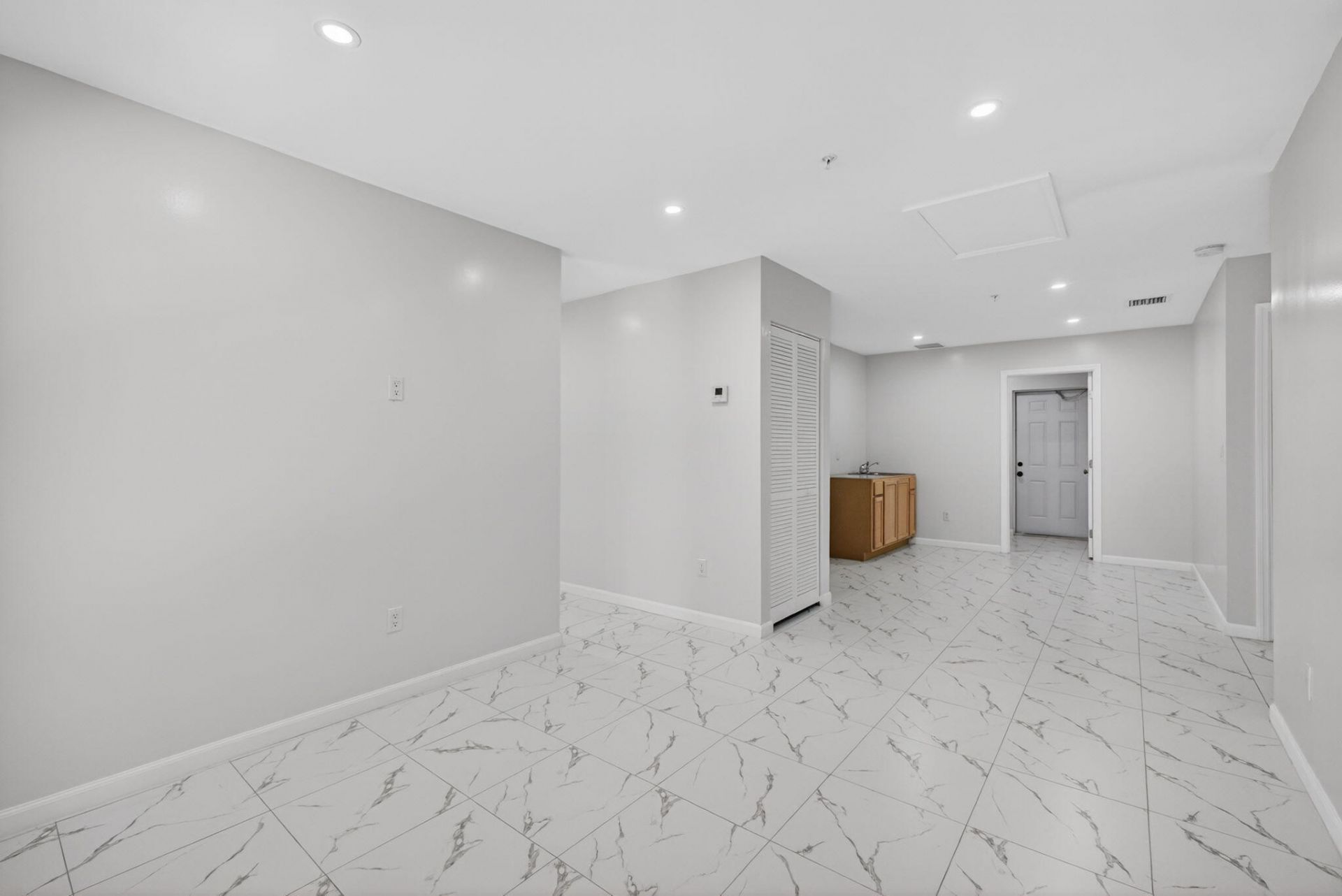3255 Avenue J, Riviera Beach, FL 33404 Photo