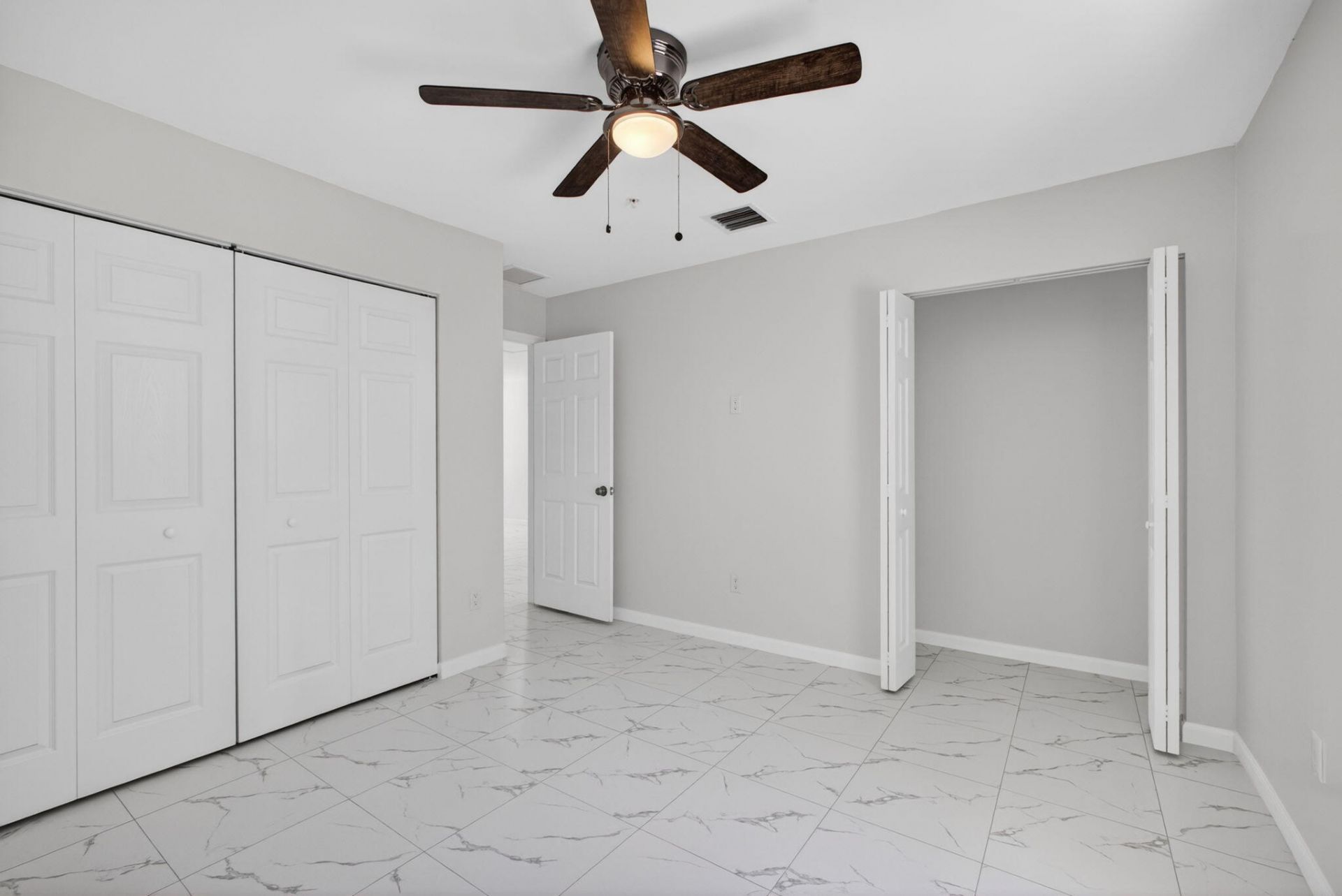 3255 Avenue J, Riviera Beach, FL 33404 Photo