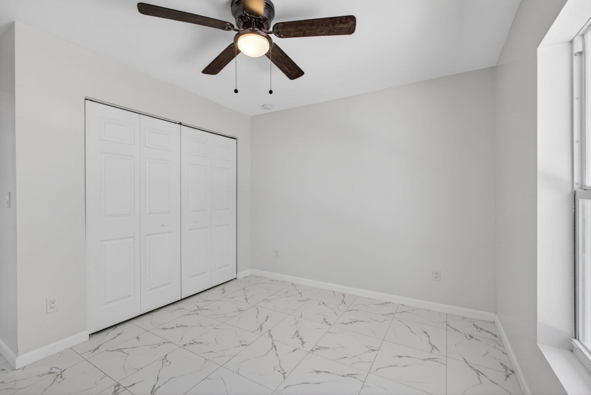 3255 Avenue J, Riviera Beach, FL 33404 Photo