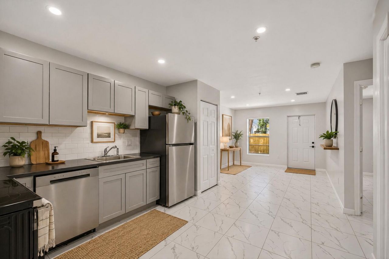 3255 Avenue J, Riviera Beach, FL 33404 Photo