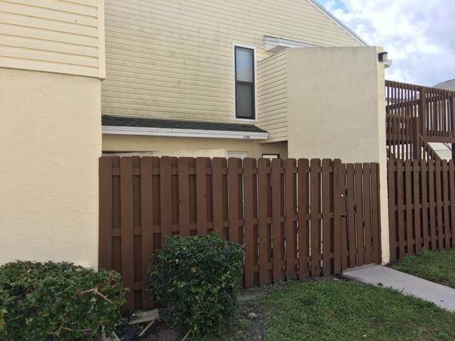 643 Executive Center Drive, Unit Q-105, West Palm Beach, FL 33401 Photo