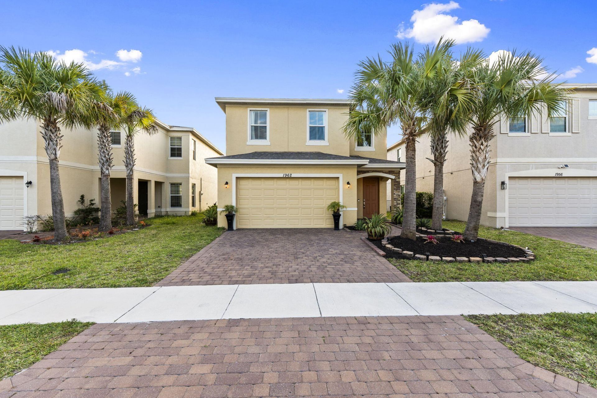 1962 NW Cataluna Circle, Port Saint Lucie, FL 34986 Photo