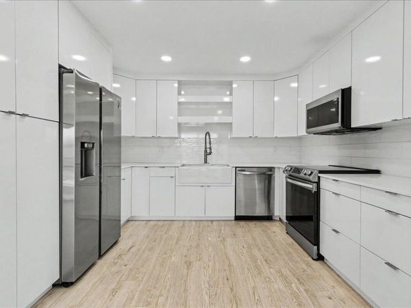 201 SW 1st Street, Unit 9, Boca Raton, FL 33432