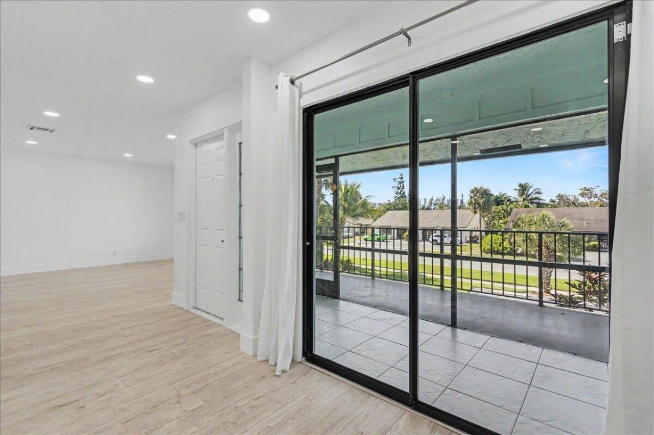 201 SW 1st Street, Unit 9, Boca Raton, FL 33432 Photo