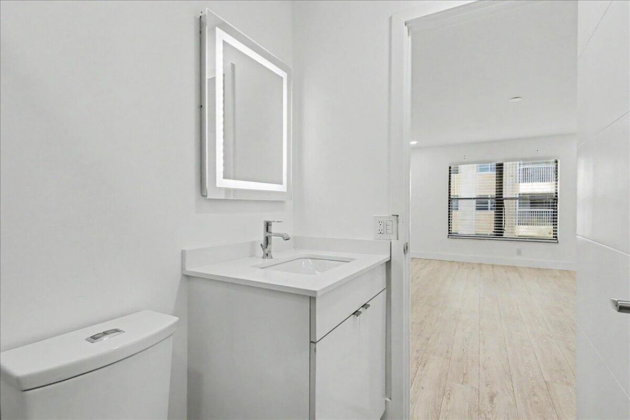 201 SW 1st Street, Unit 9, Boca Raton, FL 33432 Photo