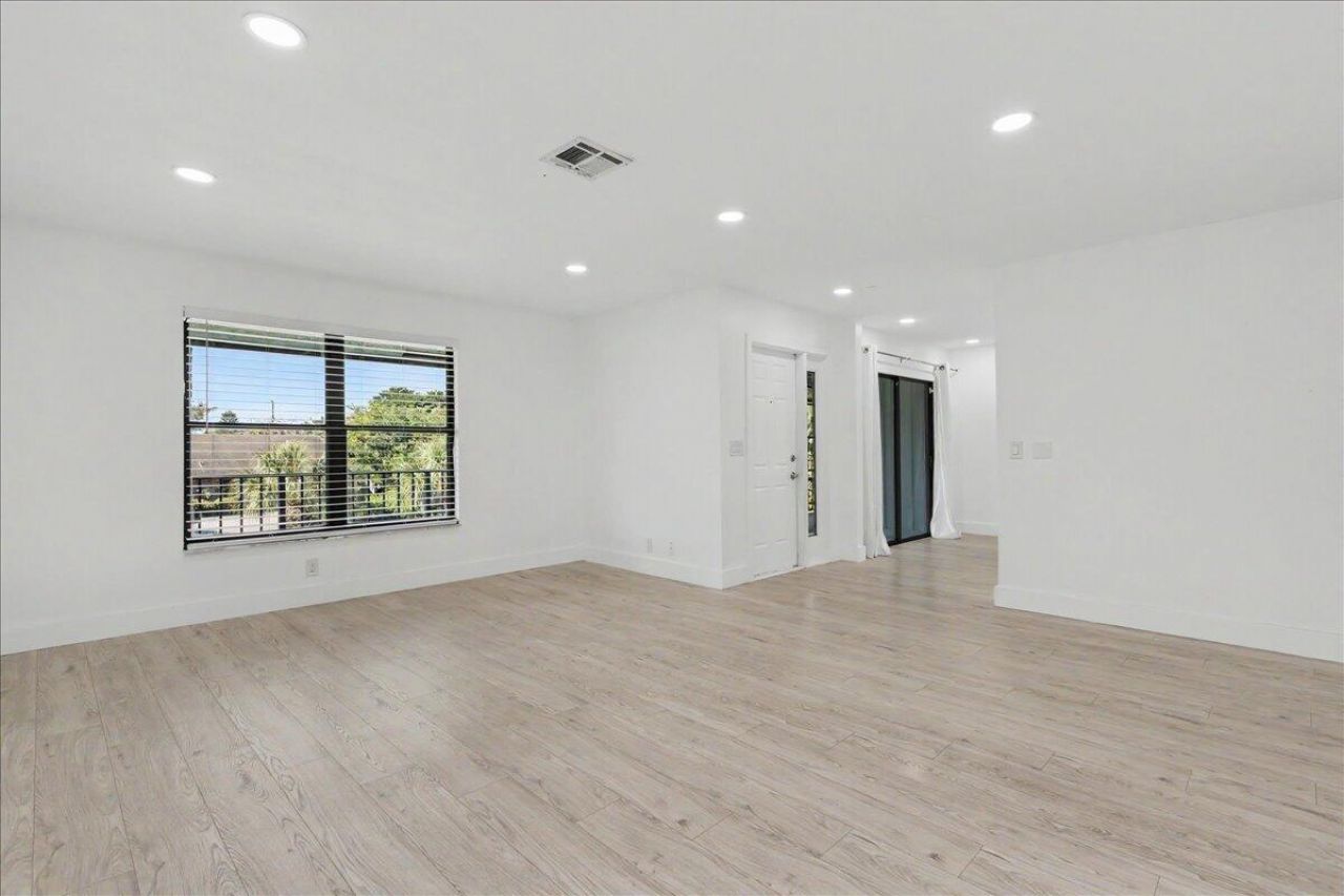 201 SW 1st Street, Unit 9, Boca Raton, FL 33432 Photo